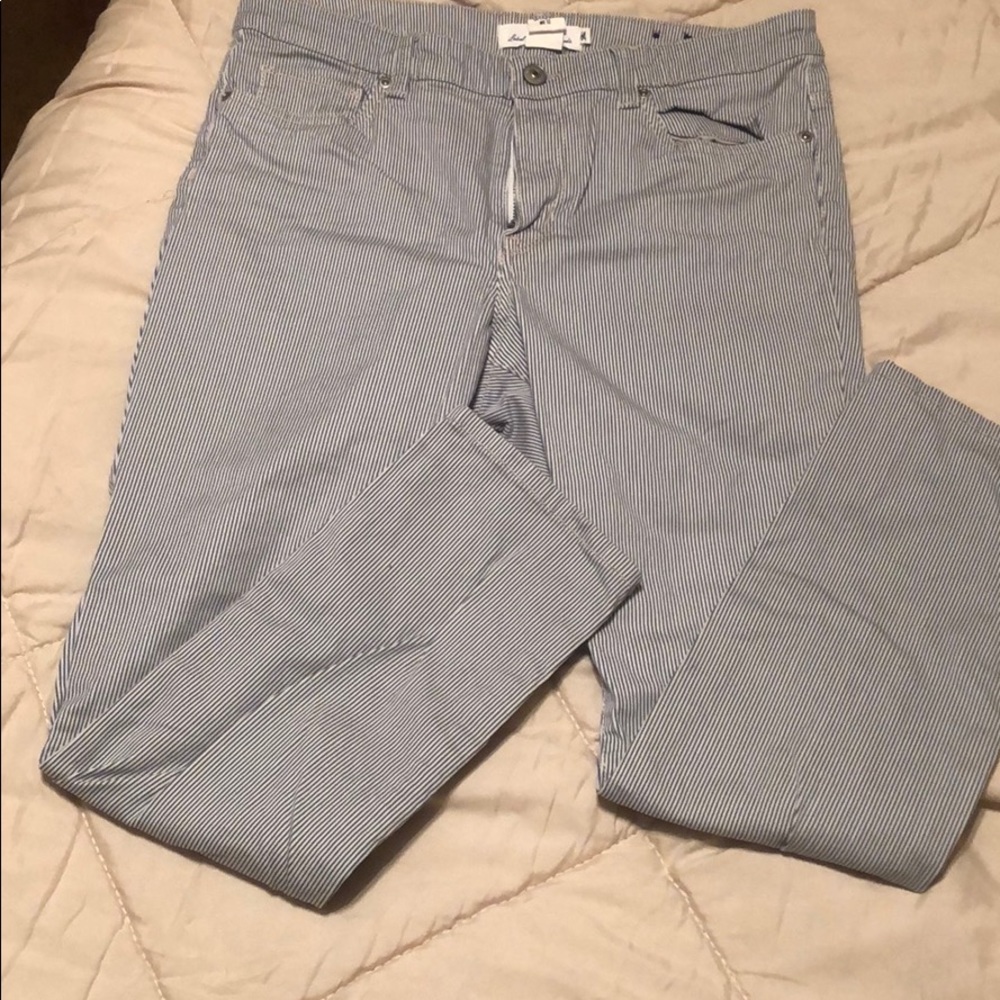 Label Of Graded Good Pants